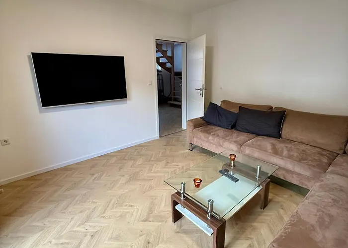 Апартаменты Neu Exklusiv Modernes Haus - Ruhig & Zentral Gelegen